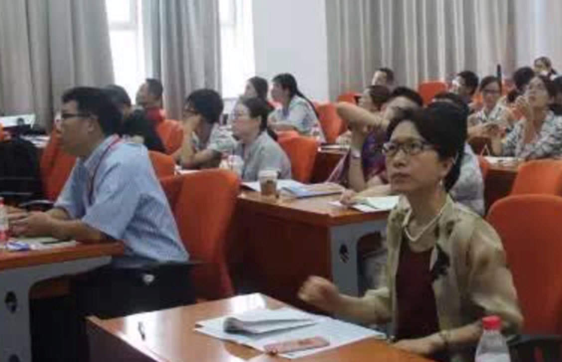 7月14日对外经济贸易大学商学院举行“华人学者营销协会第五届中国市场营销国际学术年会”