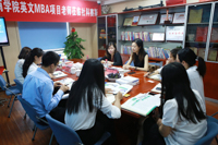 长江商学院英文MBA项目中心老师访问社科赛斯教育集团