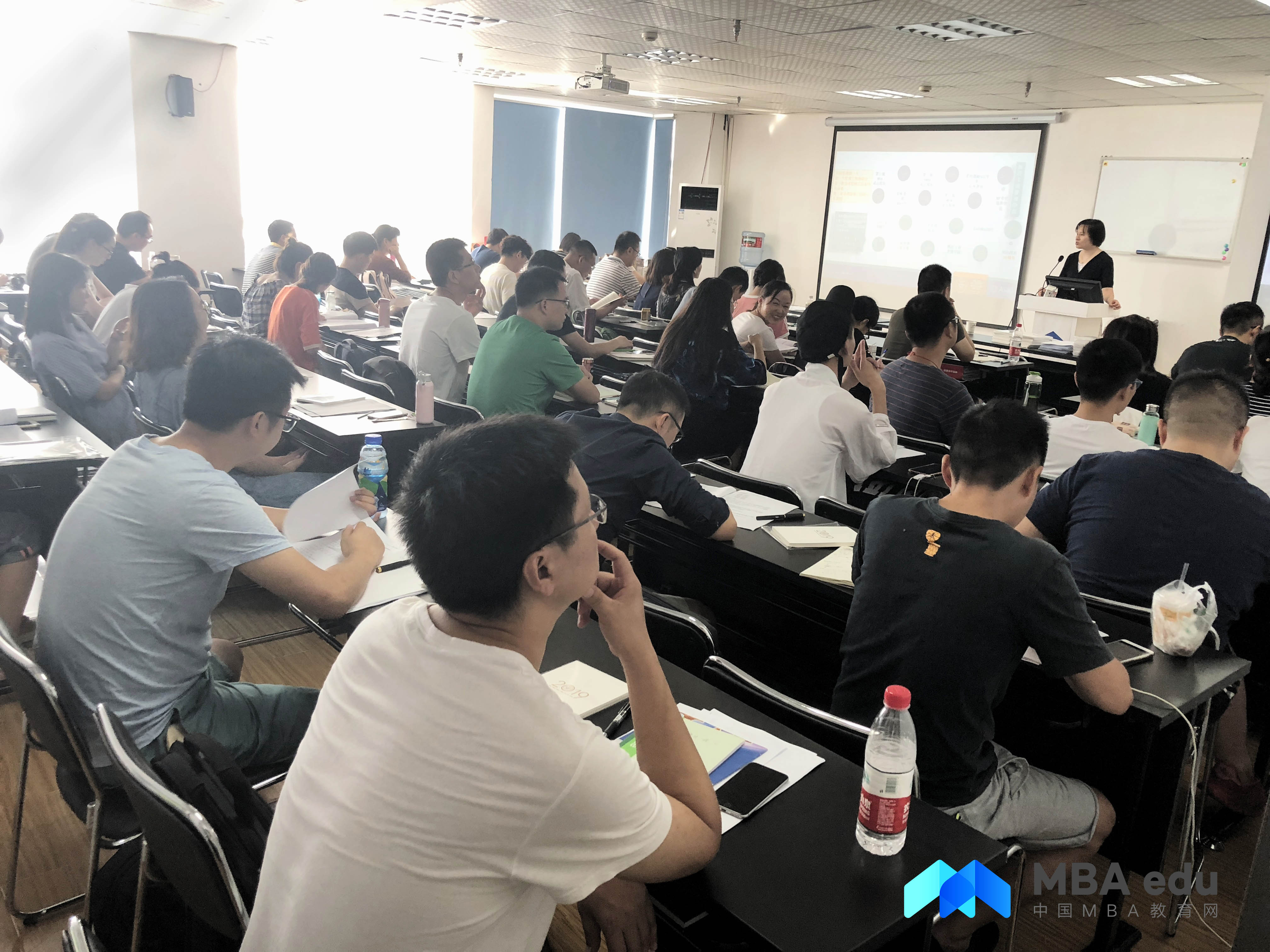 多项目运作、差异化培养——2019东华大学MBA／MPAcc项目全国巡展成都站成功举办