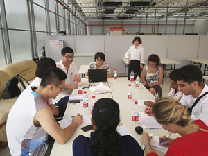 北京理工大学CIS项目走进七彩蝶园