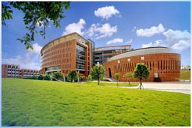 【华南理工大学】25周年·师说|黄文彦：品牌定位