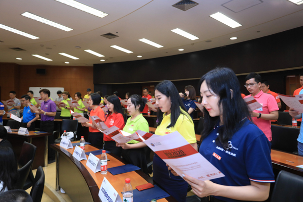 复旦大学开学典礼：穿越挑战直面变革，时代新生力量由此绽放