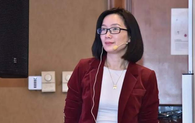复旦管院教授卢向华：企业技术创新、数字化转型的下一个最优解在哪里