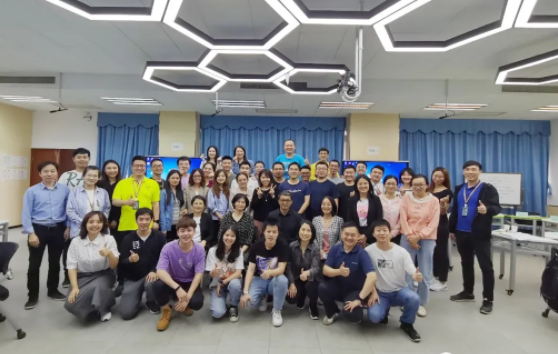 广州大学MBA战略智荟，引领前行