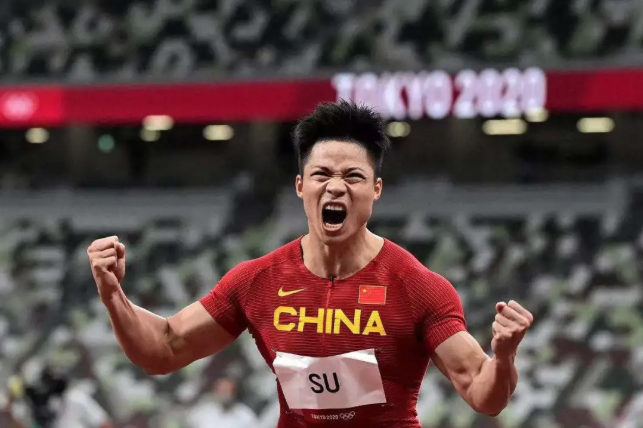 封神之战！历史时刻，记住暨南飞人苏炳添