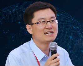东北财经大学工商管理学院副院长胡国栋为中国MBA教育30周年致贺词