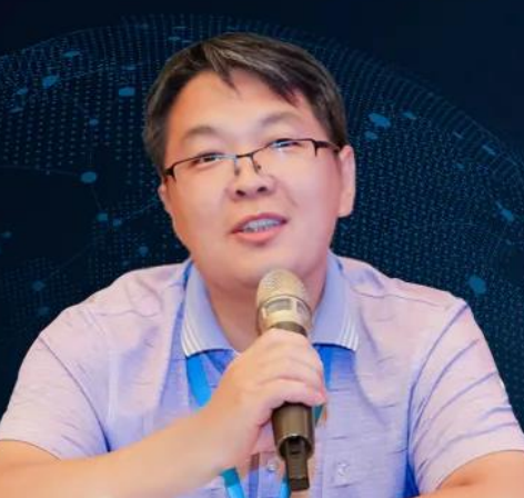 河南师范大学商学院副院长王喜刚为中国MBA教育30周年致贺词