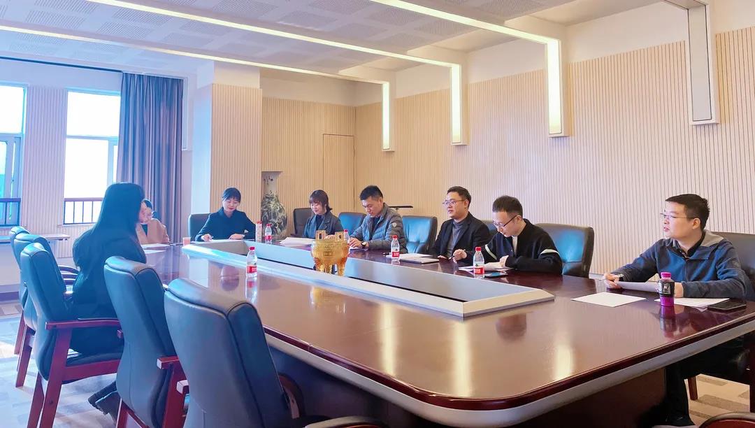 重庆大学经济与工商管理学院第二十一届MBA联合会干部竞选成功举行