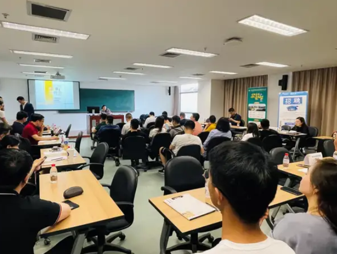 回顾 | 2021南京大学商学院MBA专场猎聘会圆满举行