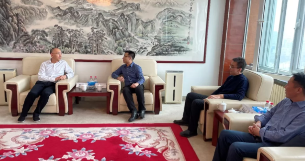 吉林大学MBA教育中心张公一主任一行参访中国农业银行吉林省分行