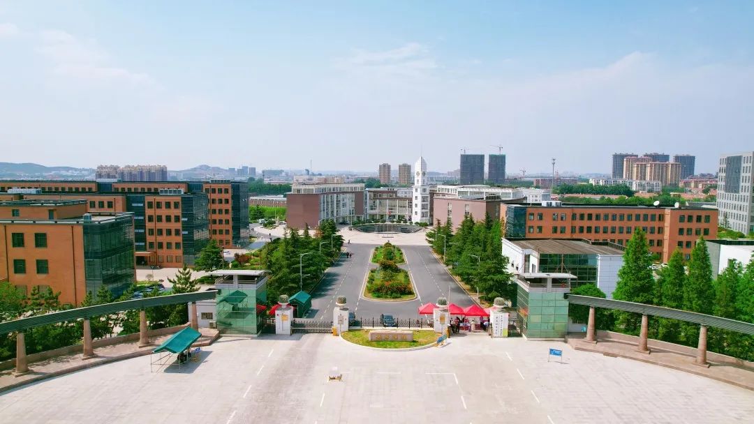 Dean of School of Management, Qingdao City University