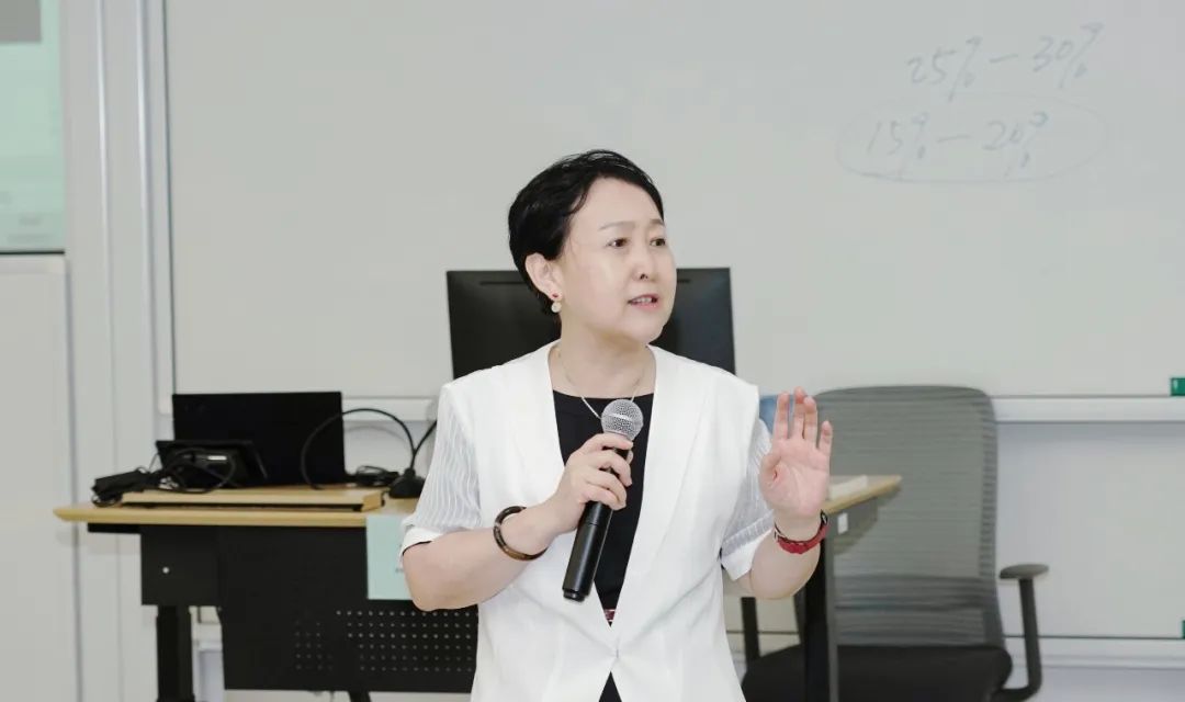 乘风破浪，不负新生 | 2022级华理中澳合作MBA项目新生入学教育顺利举办