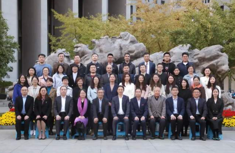  南京航空航天大学经济与管理学院举行“华瑞·翠屏学者”计划捐赠仪式