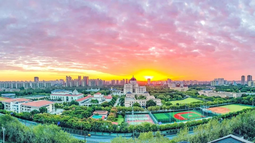 上海外国语大学MBA招生办全天候为考生提供在线咨询！助力圆梦！