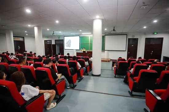 北京国际交往中心功能建设的战略重点与策略|首经贸工商管理学院MBA金台论坛（九十八）期精彩开讲