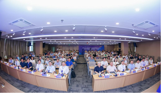 湖南工业大学 王欢芳院长带队参加教育部市场营销专业虚拟教研室年会暨商学院院长高峰论坛