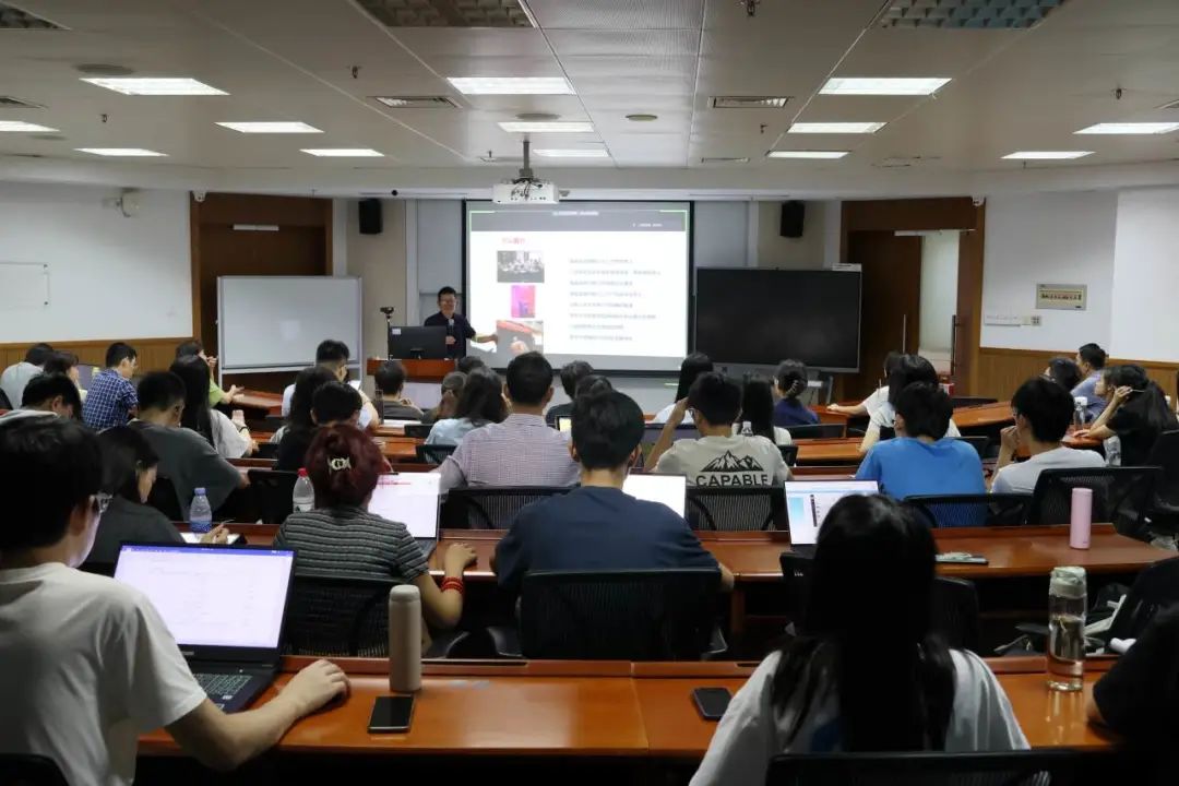 讲座回顾 | 中山大学岭南学院金融保险系列讲座：传统保险企业的转型升级