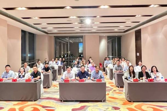  无锡公开课 | 南京大学商学院MBA公开课暨2024 MBA项目说明会顺利举行