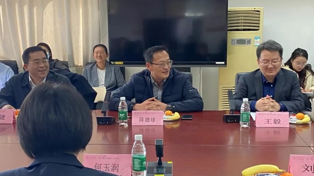 北京工商大学商学院与对外经济贸易大学国际商学院联合举办“数字时代的商科教育与研究”专题研讨会