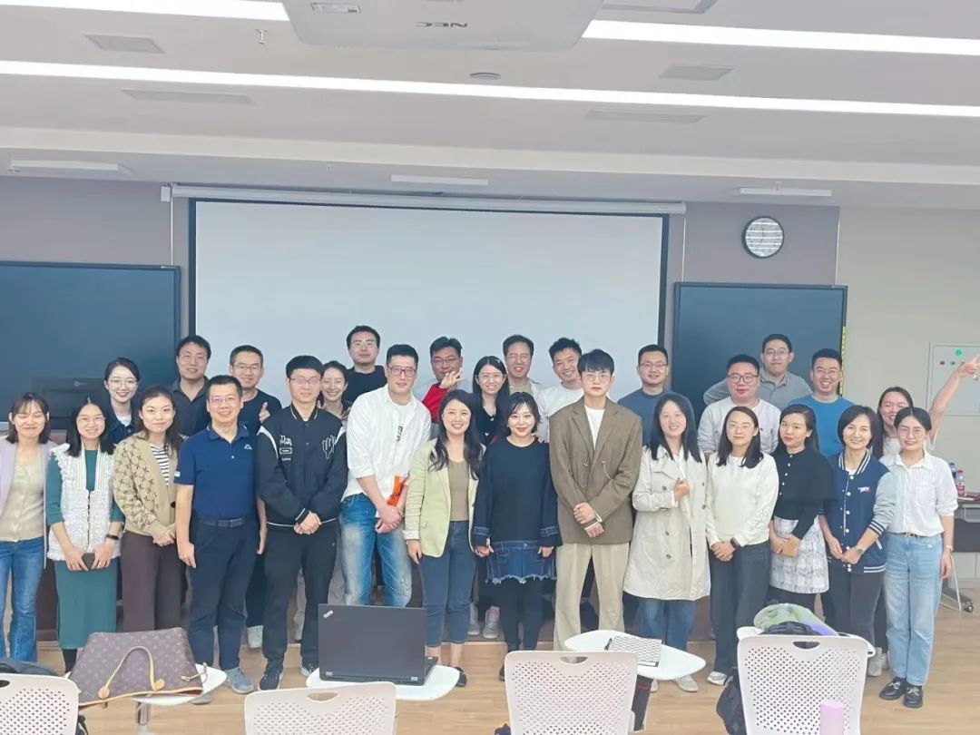 分享创业故事 激发创新力量 | 西安交通大学MBA2023级MBA S3200&3201班级创业分享会成功举办