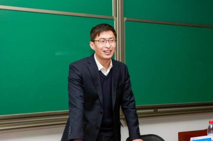 首经贸工商管理学院MBA金台沙龙 | 科技创新与企业高质量发展