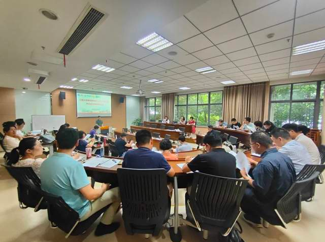 江南大学商学院MBA/MEM研究生学位论文指导研讨会成功召开