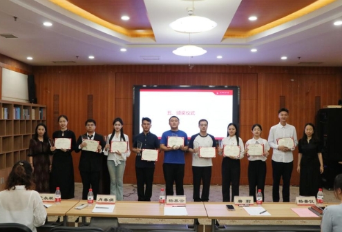 中央民族大学Q&A | “十佳大学生”炼成指南