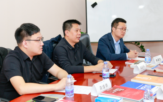 哈尔滨工业大学商学院领导莅临访问社科赛斯暨中国MBA教育网
