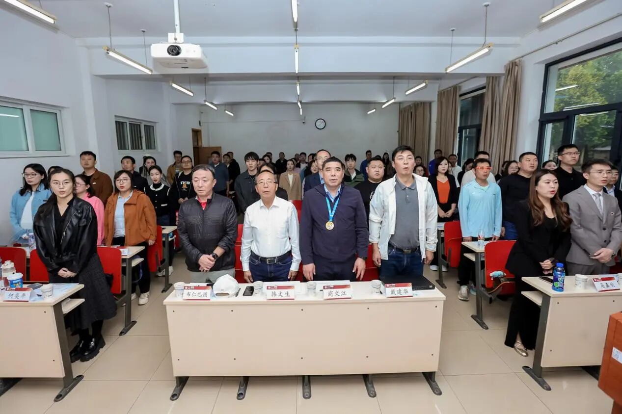 继往开来 行稳致远——中国政法大学第十六届MBA联合会主席团换届选举大会顺利召开