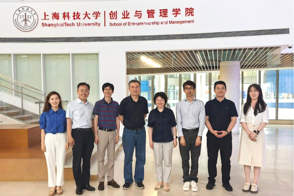 北京工商大学商学院何玉润院长一行赴沪皖高校开展科技商学院建设专题调研