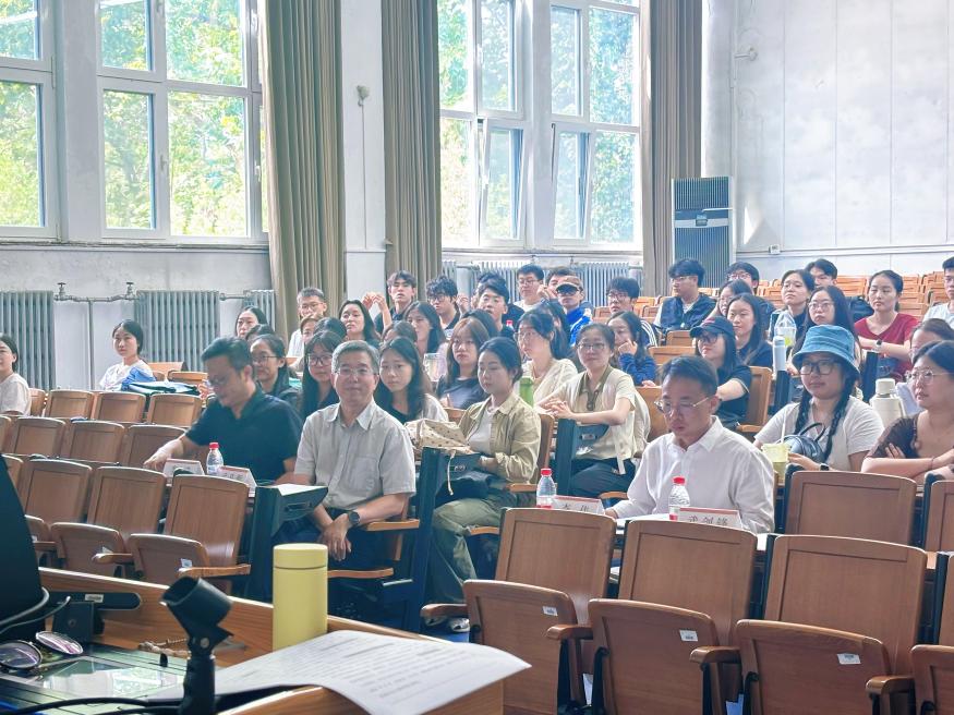 拥抱新起点 共赴新征程——北京第二外国语学院商学院举行2026级MPAcc中心新生见面会