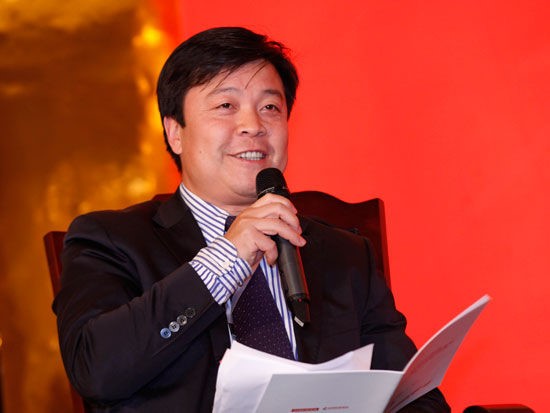 韩保江，经济博士