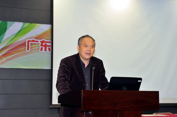 张光宇