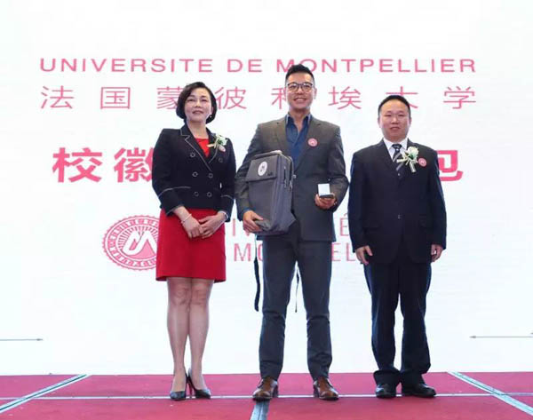 微信图片_20181220175528-14.jpg
