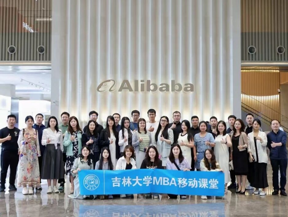 微信图片_2025-10-18_140342_053.jpg